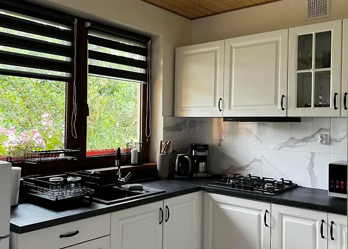 Wypoczynkowy Zakatek W Gorach Dağ evi *